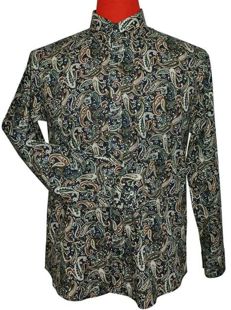 Paisley and Gray Shirts: A Classic Combination for Timeless Style