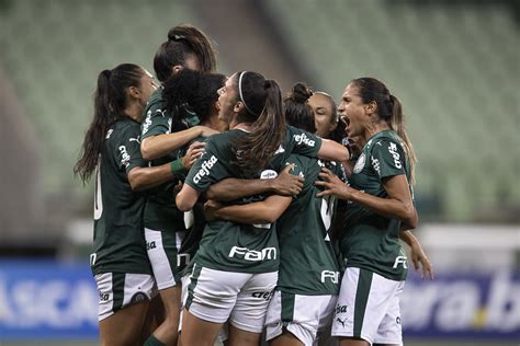 Palmeiras Feminino vs Botafogo Feminino: Um Duelo Inesquecível (24/03/2024)