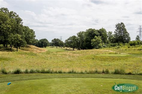 Par 4, 456 yards: