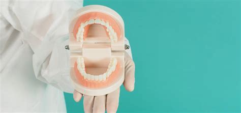 Partial Dentures Cost with Insurance: Essential Guide to Coverage and Expenses