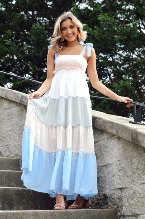 Pastel Maxi Dresses: A Fashion Essential for Summer 2023