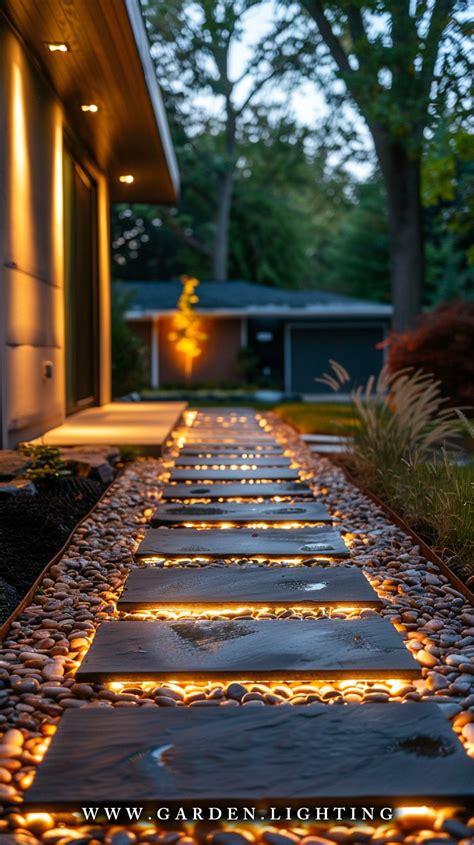 Path and Walkway Lighting