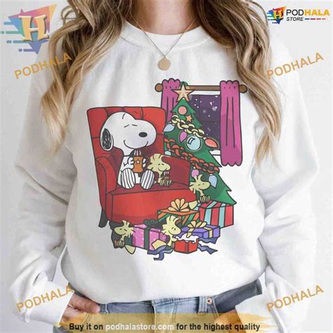 Peanuts Christmas Sweatshirt: A Festive and Nostalgic Fashion Statement