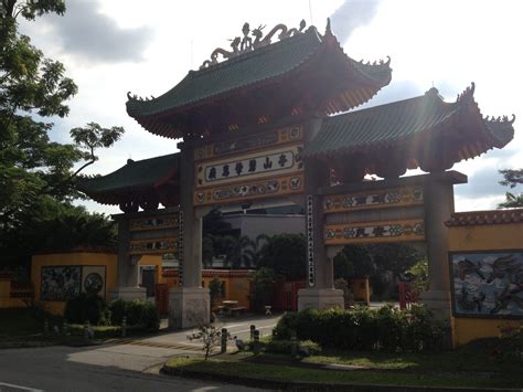 Pek San Theng: A Comprehensive Guide to Singapore's Traditional Triple Blessings