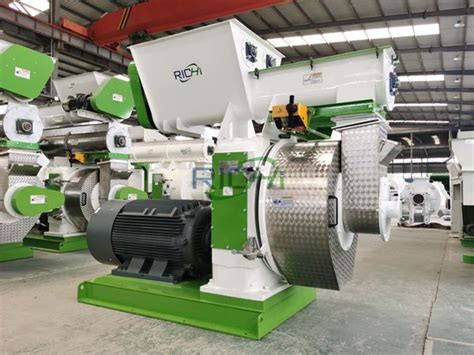 Pelleting Machine for Chicken Manure: 5,000 Tons Per Hour!