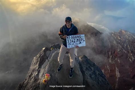 Pengenalan Gunung Agung: