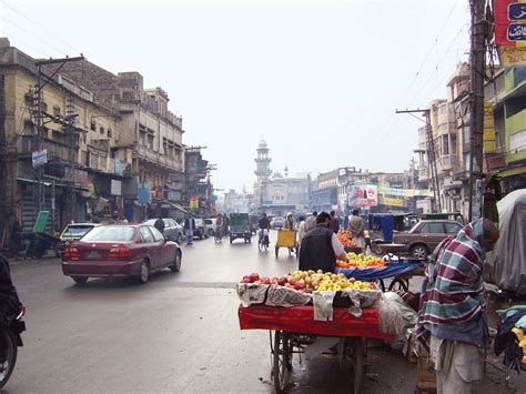 Perückenzentrum in Rawalpindi