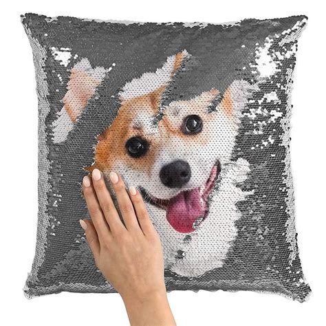 Personalized Pet Gifts: A Guide to Creating Unique and Meaningful Presents for Your Furry Friends