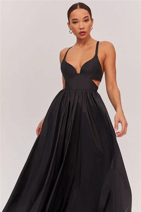 Petite Black Tie Dresses: A Guide to Finding the Perfect Fit