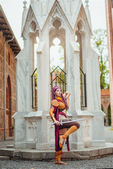 Petra Cosplay: Embody the Legendary Eagle of the Alliance