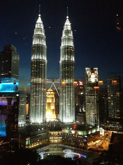 Petronas Twin Towers: