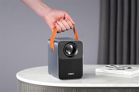 Pico 10 12: The Cutting-Edge Compact Projector for Immersive Experiences