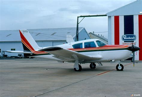 Piper PA-24 Comanche