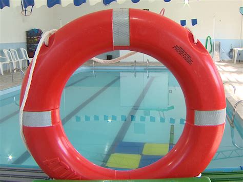 Piscinas Antiderrapantes: Garantia de Segurança e Conforto no Lazer Aquático