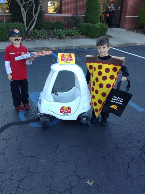 Pizza Delivery Costume: A Culinary Canvas for Creative Expression