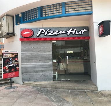 Pizza Hut Punggol Plaza: A Culinary Haven Where Pizza Dreams Come True