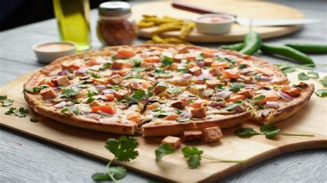 Pizza Near Me With Gluten Free: Uncover 15 Delectable Options