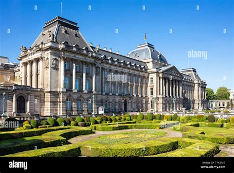 Place du Palais: The Heart of Brussels