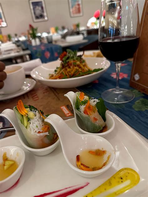 Places to Eat for Prom: A Culinary Odyssey for an Unforgettable Evening