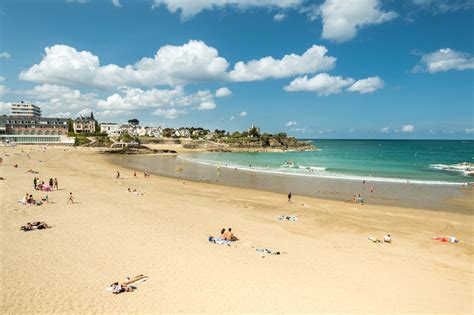 Plage du Casino: A Comprehensive Guide to Biarritz's Iconic Beach