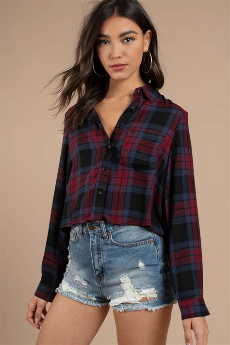 Plaid Button Up Shirt: The Quintessential Wardrobe Staple