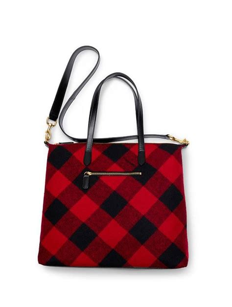 Plaid Purses: The Perfect Way to Add a Touch of Classic Style to Your Wardrobe