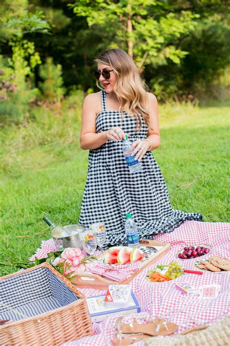 Planning the Perfect Picnic Dress Code