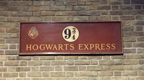 Platform 9 3 4 Sign: Your Guide to the Magical Gateway