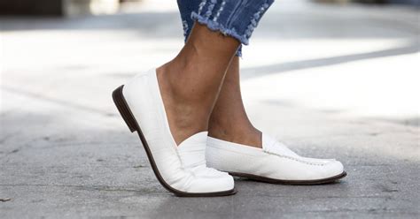 Platform Sneakers: A Guide to Finding the Perfect Pair and Nearby Pickup Options