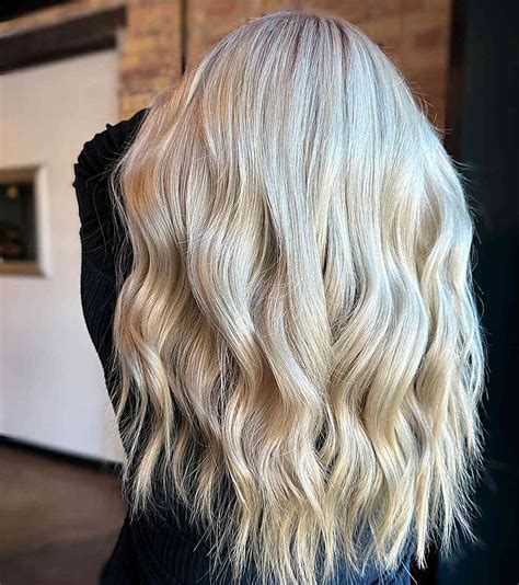 Platinum Ash Blonde Hair: A Complete Guide to This Stunning Shade