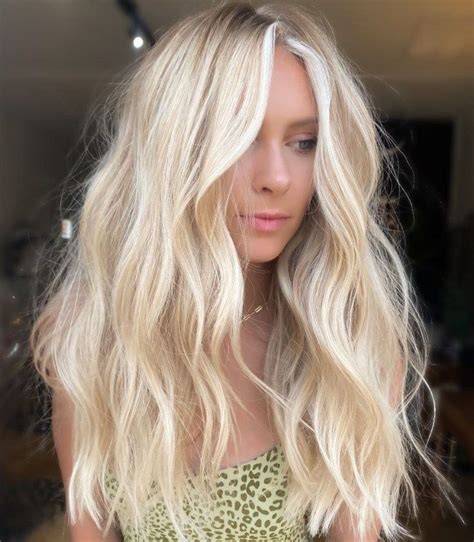 Platinum Blonde: The Ultimate Hair Color for Summer