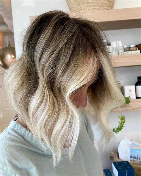 Platinum Blonde Balayage: 10,000 Essential Tips for Hair Transformation