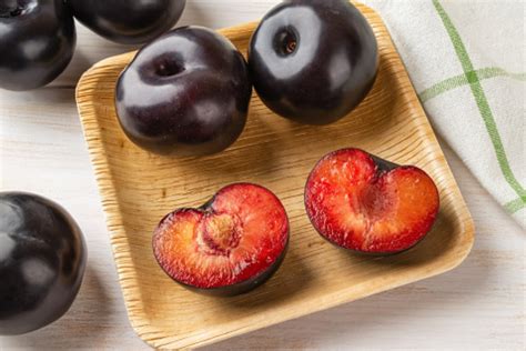 Plum Dunks: A Delectable Treat with Unbelievable Health Benefits