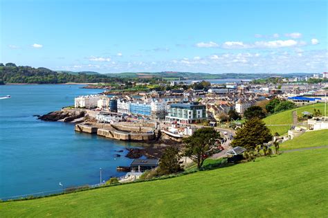 Plymouth Parkway: A Complete Guide to One of Plymouth's Most Vibrant Districts