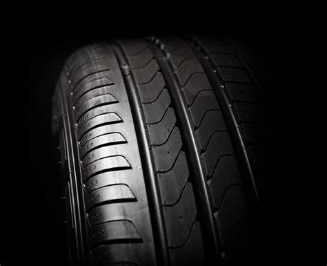 Pneu 225/45R17: Guia Completo para Escolher o Melhor Pneu para o Seu Veículo