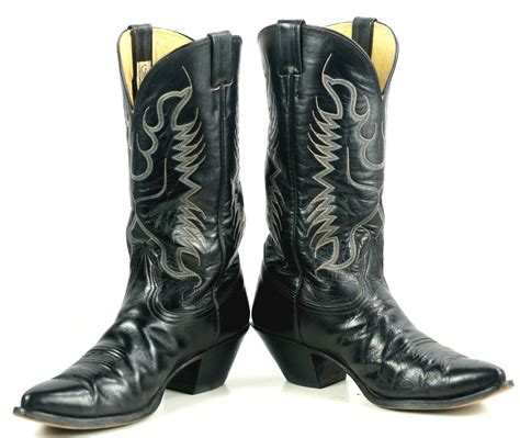 Pointy Cowboy Boots: A Timeless Icon of Western Style