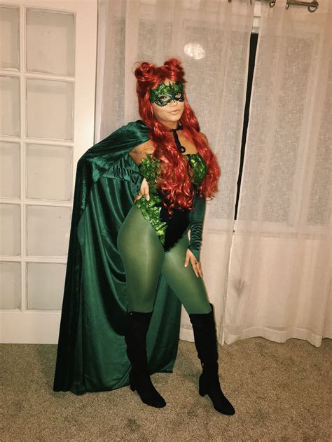 Poison Ivy Character Halloween Costume: Unleash Your Inner Villainess