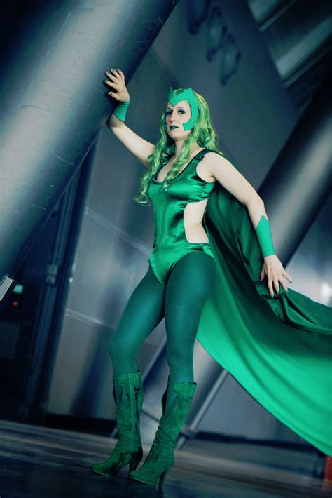 Polaris Cosplay: A Scintillating Embodiment of Cosmic Energy