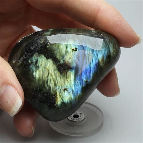 Polished Labradorite: An Enduring Enchantress with 3,000+ Year-Long Lure