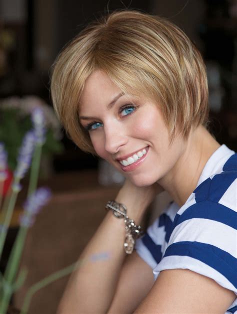 Polite Blonde Lace Front Chin Length Bob Wigs: The Ultimate Guide for 2025