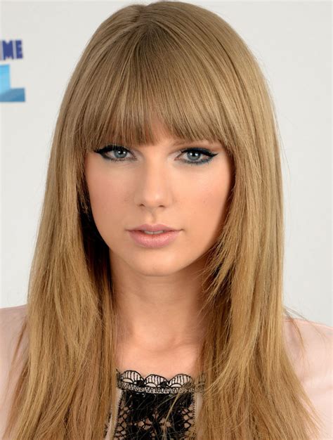 Popular Long Straight Blonde With Bangs Taylor Swift Inspired Wigs