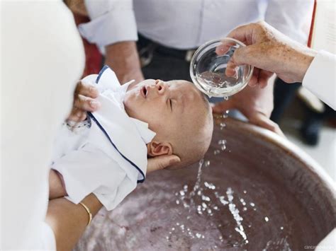 Por que Escolher Padrinhos para Batismo?