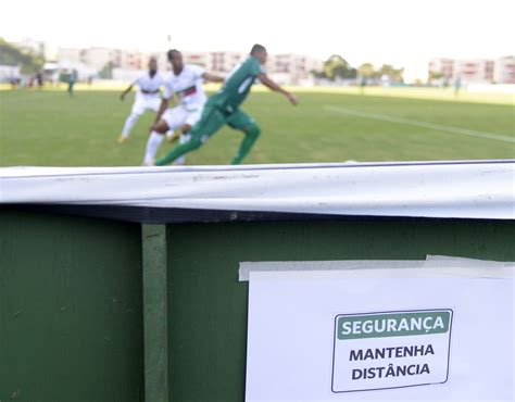 Portuguesa-RJ x Boavista: Um Duelo de Gigantes do Futebol Carioca