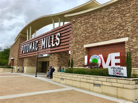 Potomac Mills: The Ultimate Shopping and Entertainment Destination