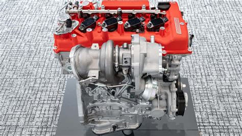 Powerful 2.0L Turbocharged Engine: