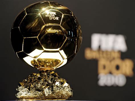 Prêmio Bola de Ouro: Celebre os Maiores Talentos do Futebol Mundial