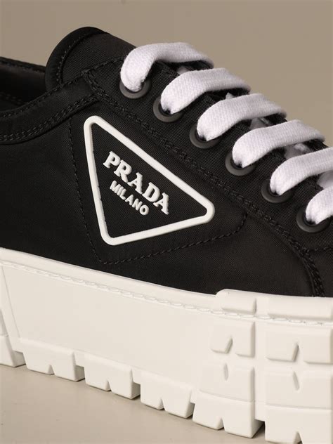 Pradas Shoes: The Epitome of Luxury Footwear for Women