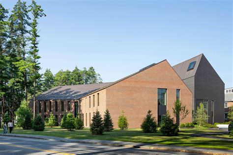 Praise Hall Bowdoin: An Architectural Gem and a Coveted Campus Destination