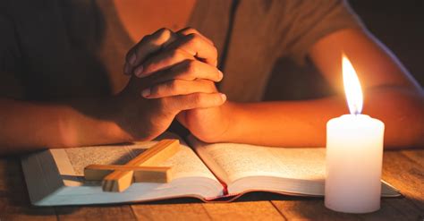 Pray with the Bible Prayer Guide-Lights from the Bible Readings at Mass 8 Vols. Reader