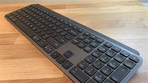 Premium Logitech Type BlueTooth Keyboard PDF